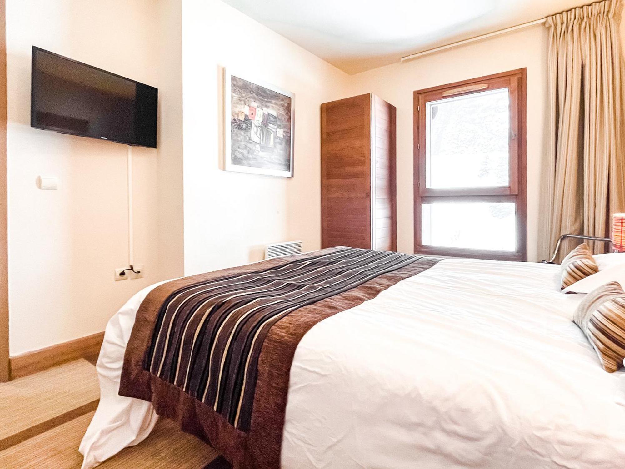 Large One-Bedroom Apartment, Wheelchair Adapted, Les Terrasses D'Eos フレーヌ エクステリア 写真