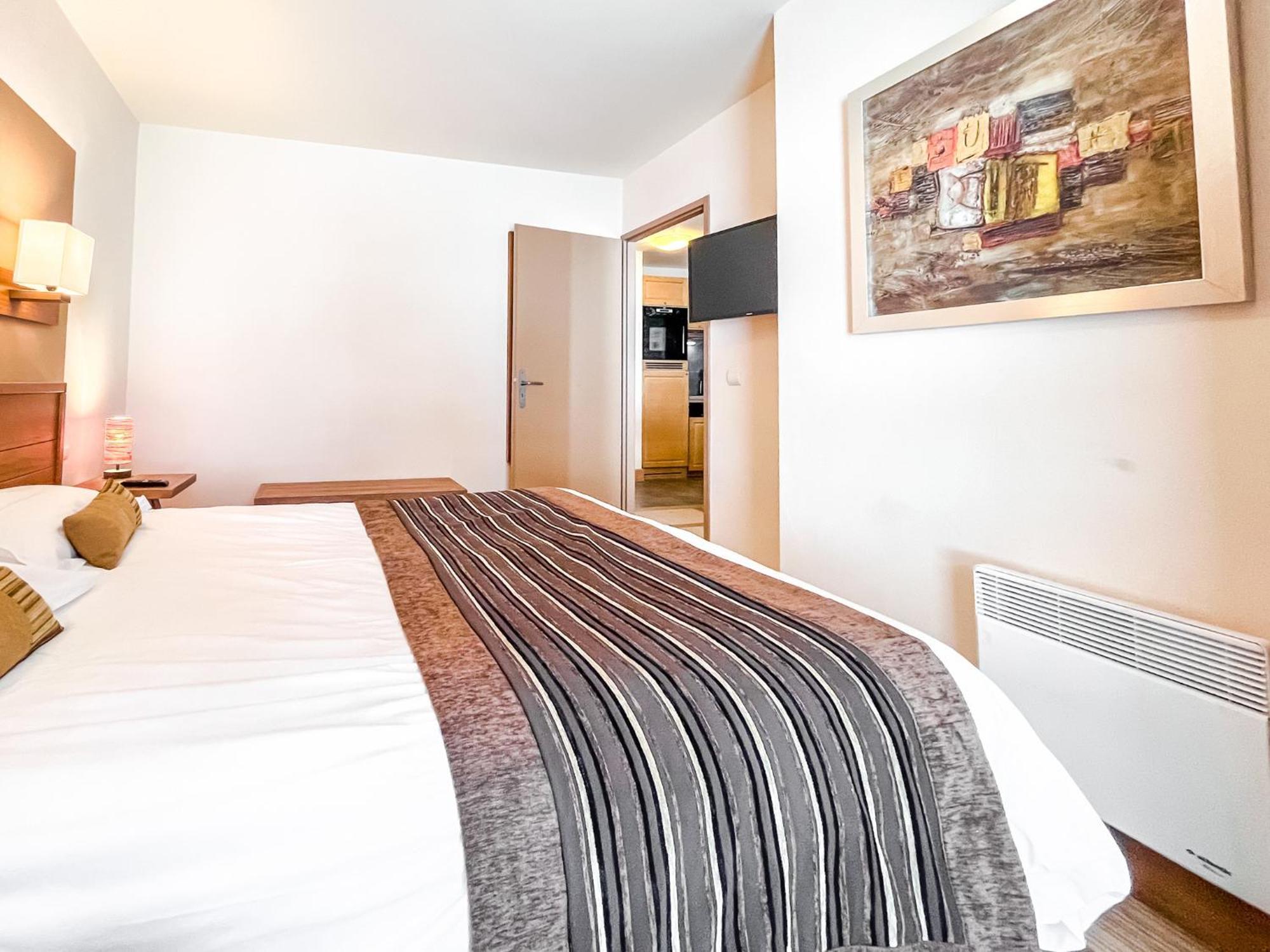 Large One-Bedroom Apartment, Wheelchair Adapted, Les Terrasses D'Eos フレーヌ エクステリア 写真